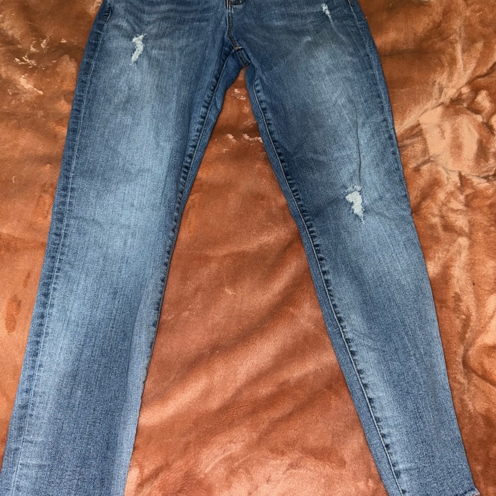 Kut from the Kloth Distressed Blue Skinny Jeans